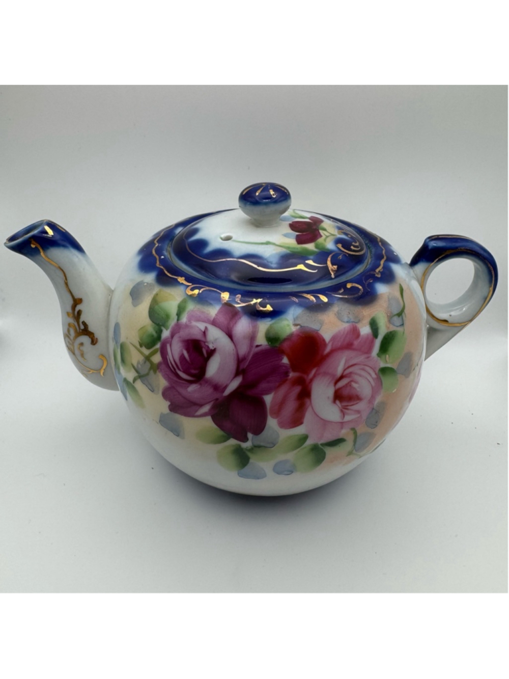 19th-20th Century Nippon Teapot, Floral Design, White and Blue